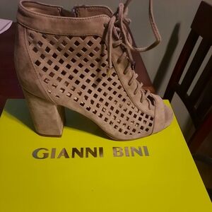 Gianni Bini heels